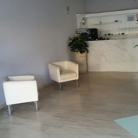 Hotel Ancora 2*